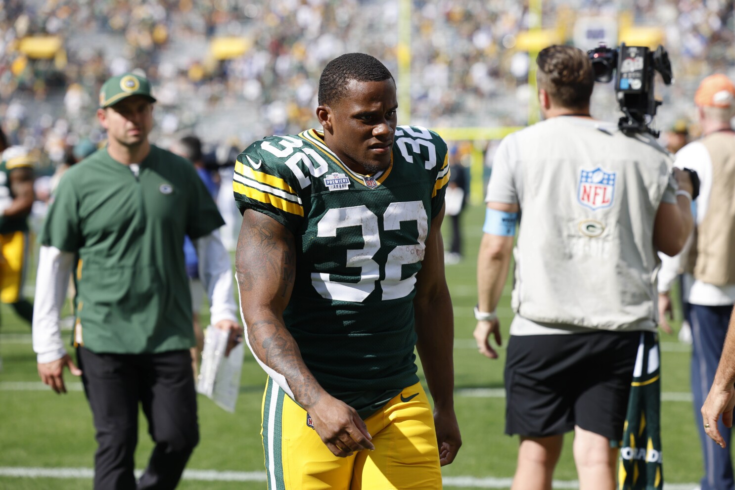 Appendicitis delaying Packers RB MarShawn Lloyd's return from ankle injury  | AP News