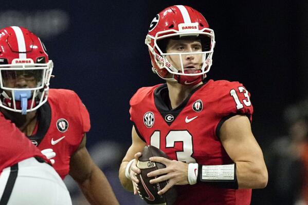 Georgia QB Stetson Bennett named semifinalist for two awards  Georgia  bulldogs football, Georgia football, Georgia bulldogs