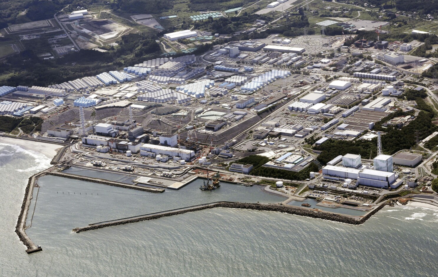 Robot starts 2nd mission to retrieve debris at the ruined Fukushima nuclear plant