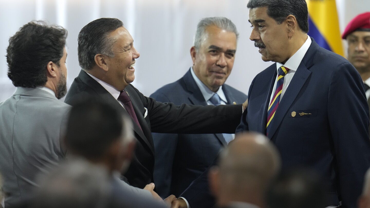 КАРАКАС Венецуела АП — Осем от 10 кандидати на предстоящите