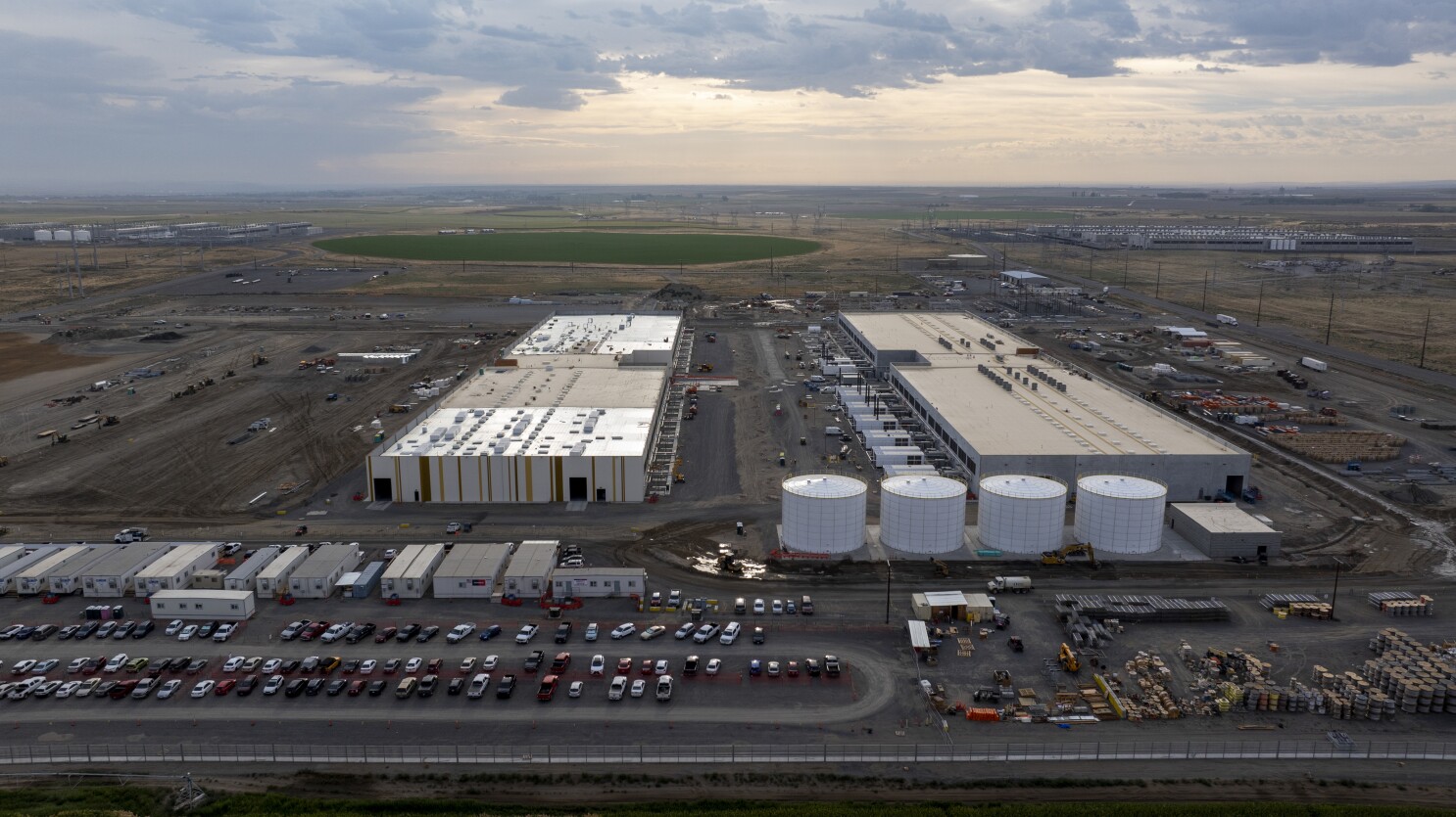 States roll out the red carpet for data centers, but there's some pushback