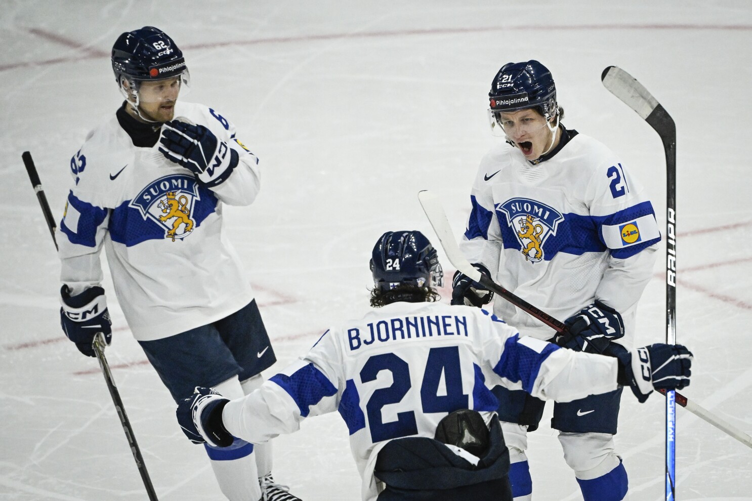 Finland downs Canada in shootout at ice hockey worlds and Czechs stay unbeaten