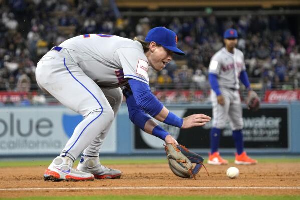 Vogelbach, Baty lead Mets past Dodgers 8-6 for 5th straight