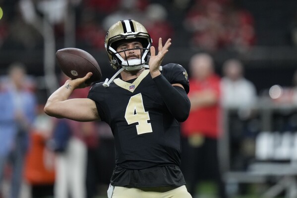 Saints open Derek Carr era looking to end two-year playoff absence