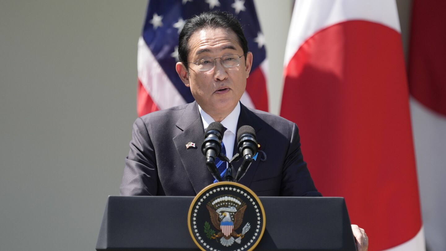 ВАШИНГТОН АП — Японският премиер Фумио Кишида ще се отправи
