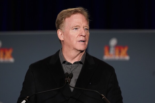 NFL projects salary cap between $277.5M and $281.5M in 2025, rising by as  much as $26M | AP News