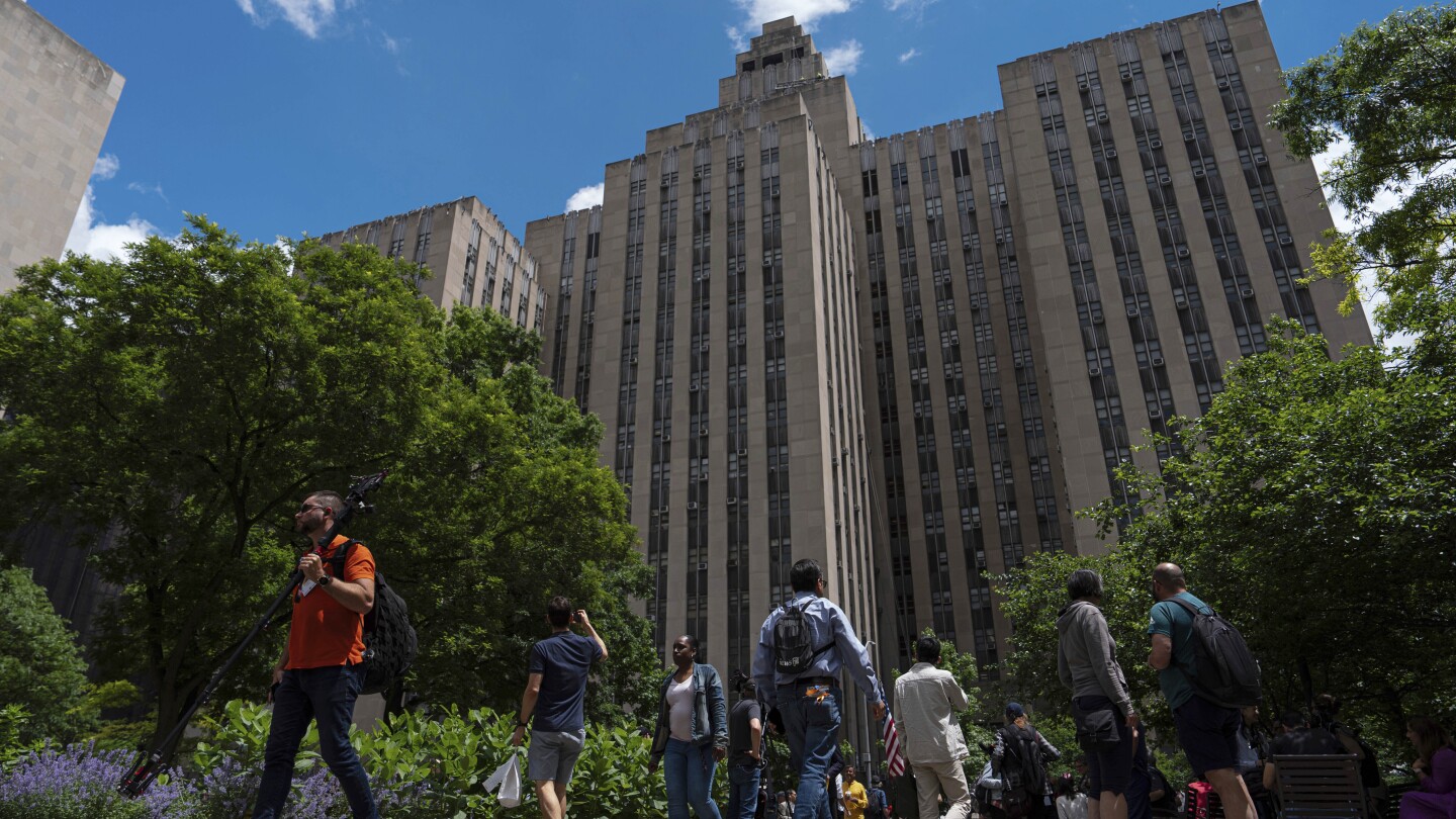 A crypto investor is charged with kidnapping and torturing a man in an NYC apartment for weeks
