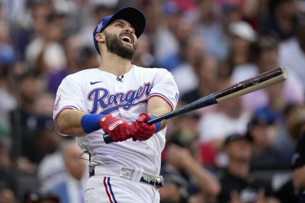 Aaron Boone: Joey Gallo improving from last season