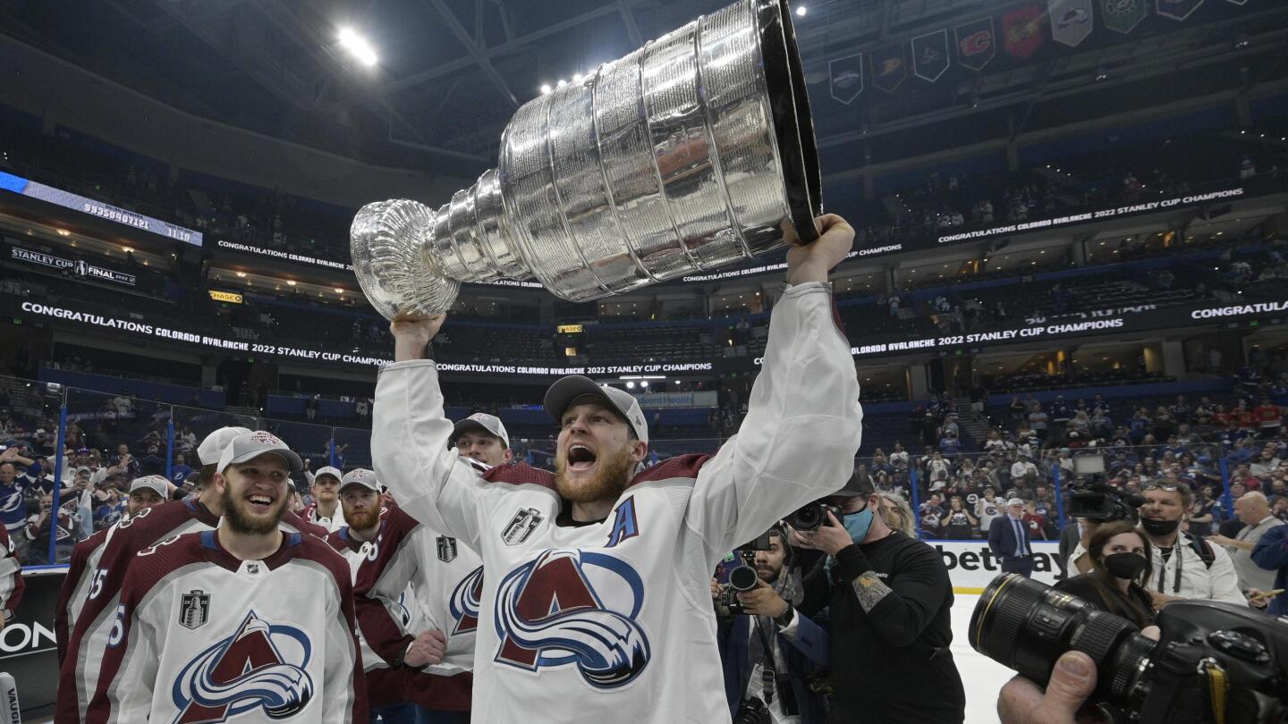 Colorado Avalanche Beat Tampa Bay Lightning to Win Third Stanley Cup