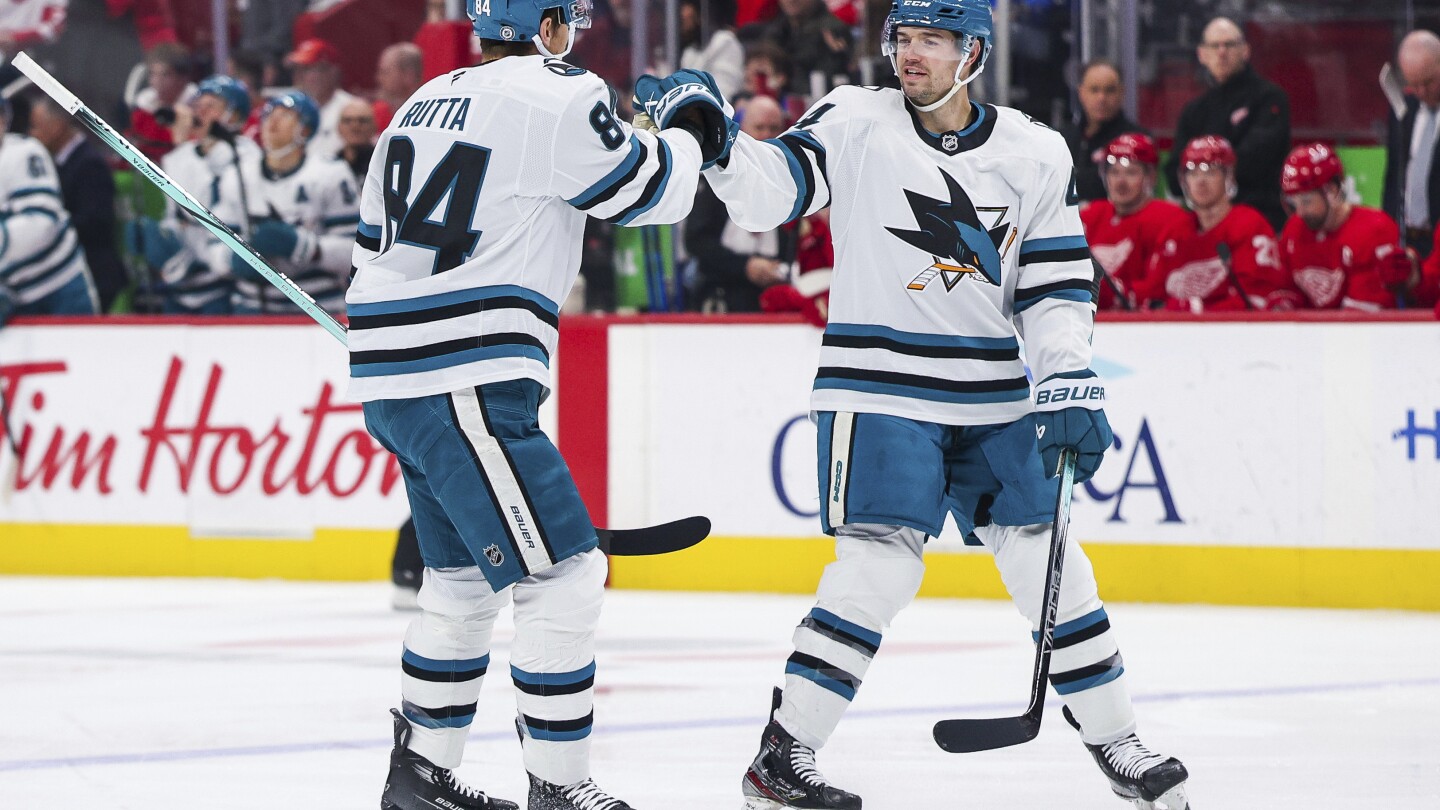Sharks End Red Wings' Streak with 6-3 Win