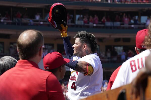Cardinals' Adam Wainwright, Yadier Molina break MLB record with