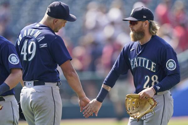 Father's Day Hits Close to Home for Jake Fraley, by Mariners PR