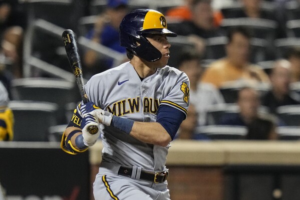 Milwaukee Brewers: Mark Canha Reveals His Early Impressions Of His