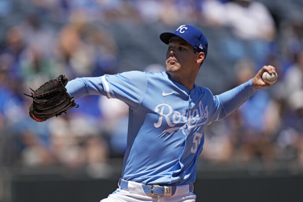Kansas City Royals starting pitcher Cole Ragans throws during the first inning of a baseball game against the Detroit Tigers Wednesday, May 22, 2024, in Kansas City, Mo. (AP Photo/Charlie Riedel)