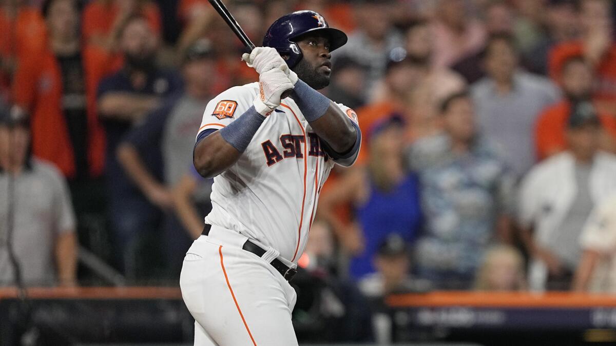 Astros Cap Big Comeback Win Against the Mariners with a Massive, Walk-Off,  Three-Run Yordan Alvarez Blast - Bleacher Nation