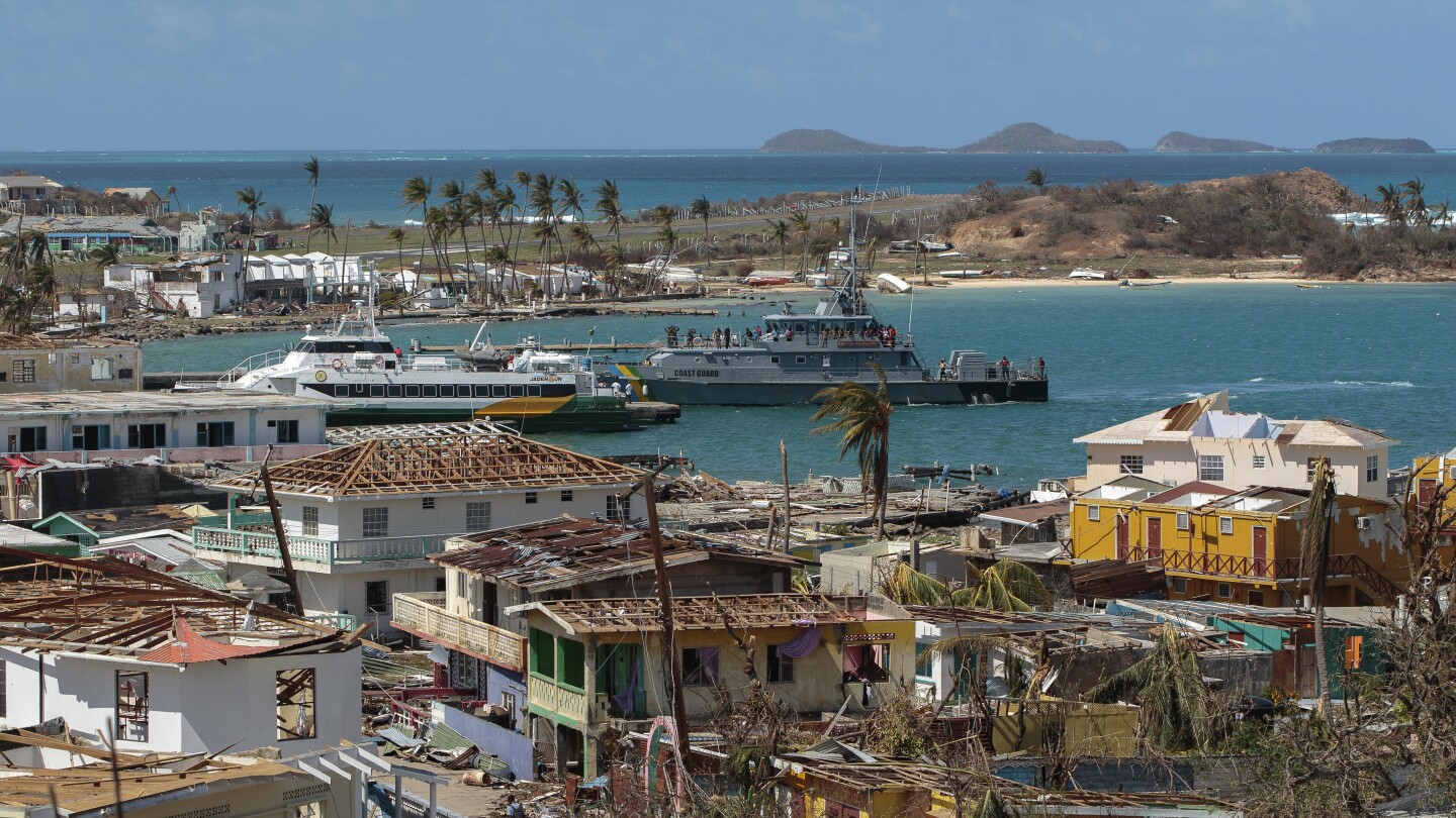 Storm Beryl slams into Mexico’s coast after killing 11 around the Caribbean