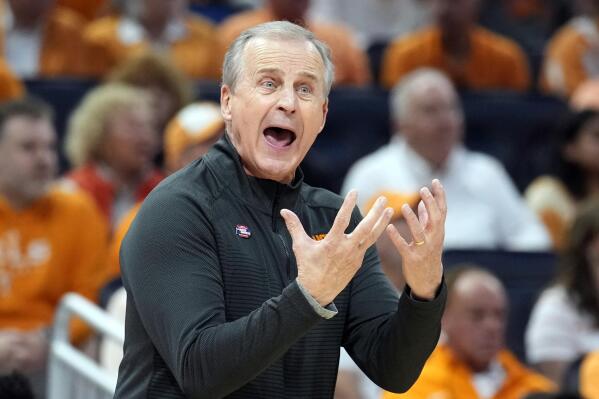 Tennessee head coach Rick Barnes gestures during the first half of a second-round college basketball game against Duke in the NCAA Tournament, Saturday, March 18, 2023, in Orlando, Fla. (AP Photo/Chris O'Meara)