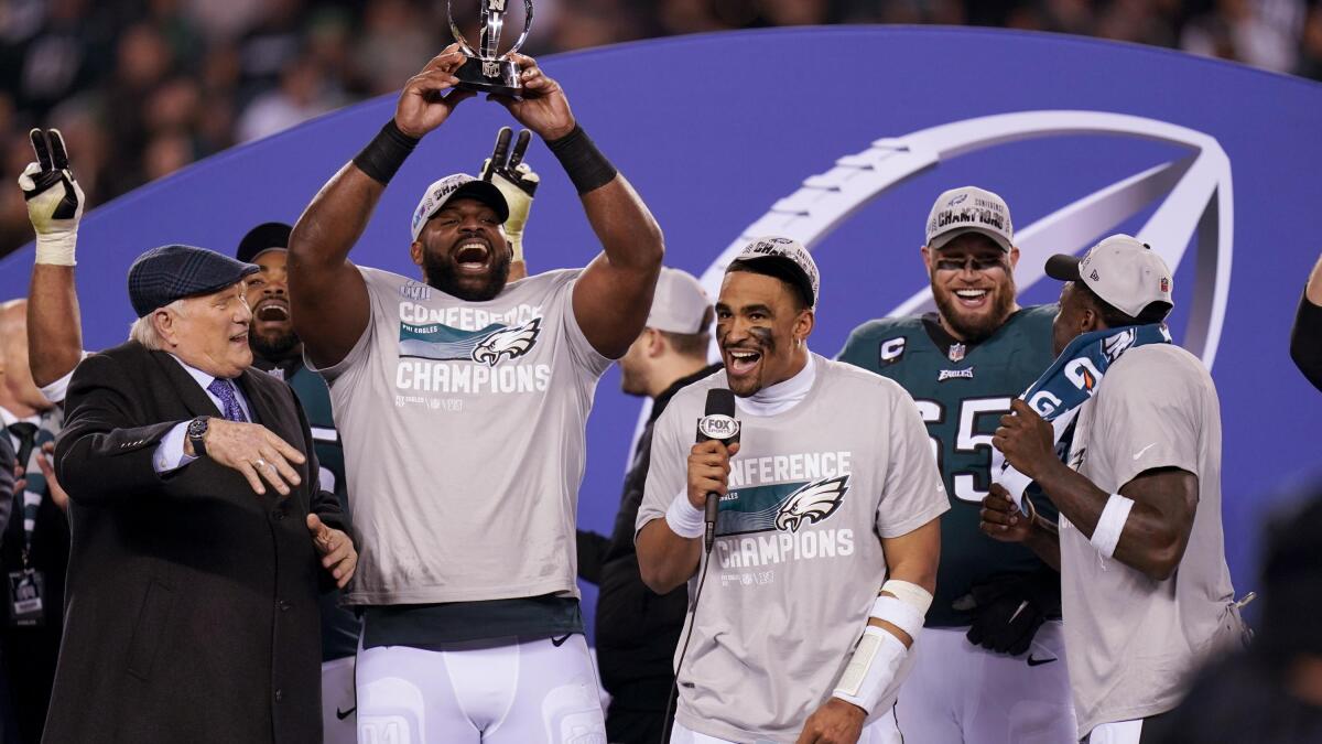 Eagles rout Giants to secure spot in NFC championship game - Los Angeles  Times