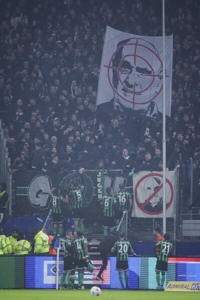Fans attach bicycle locks to goal as anti-investor protests in German  soccer escalate | AP News
