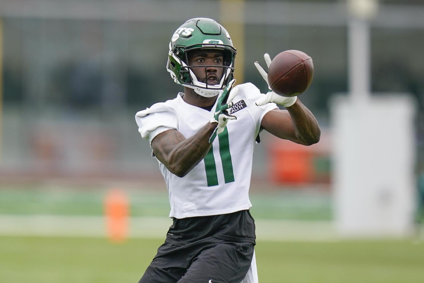 AP source: Jets' frustrated WR Elijah Moore requests trade