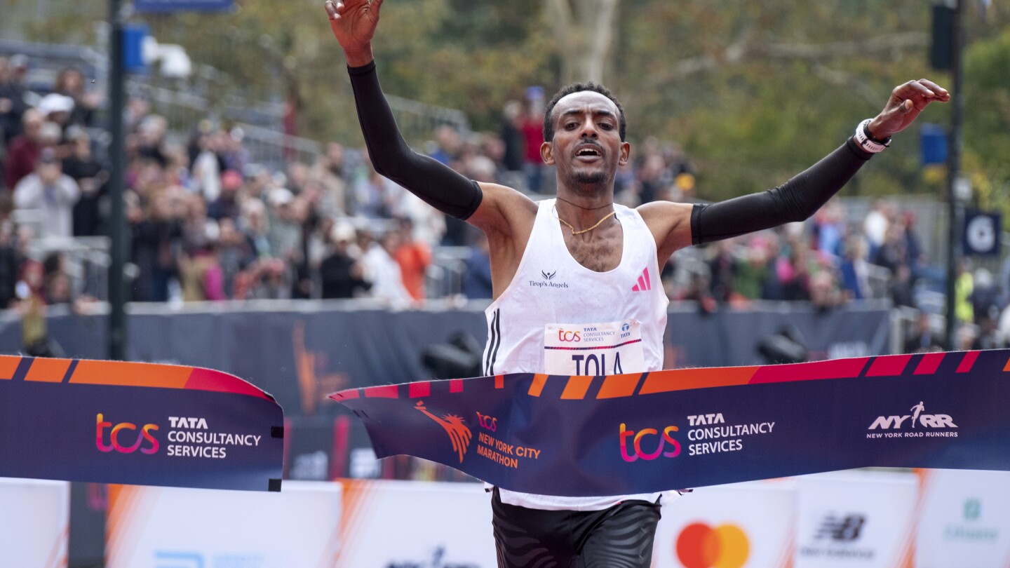 Tola and Obiri Defend Titles at NYC Marathon