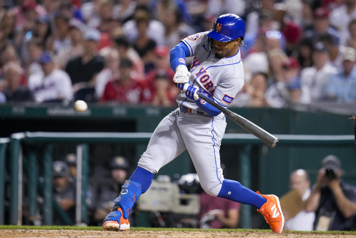 Francisco Lindor Hit in Head as Mets Beat Nationals - The New York