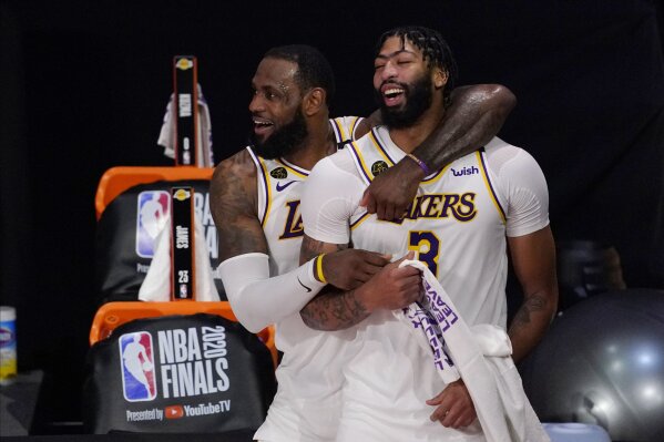 Photos: Lakers NBA Champions Celebration (10/11/20) Photo Gallery