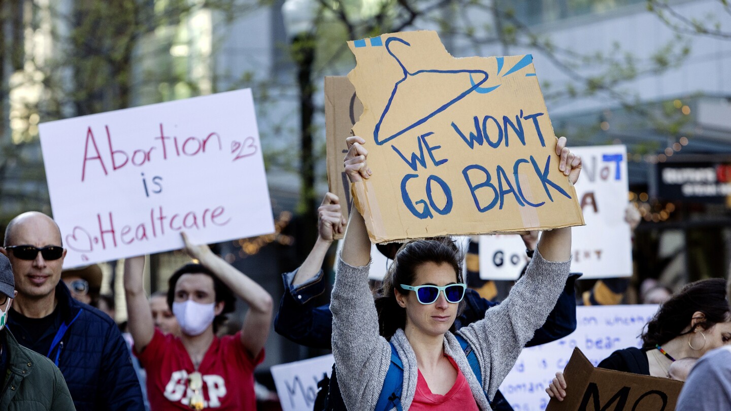 Trump administration is set to drop lawsuit pushing Idaho to allow emergency abortions, filing shows