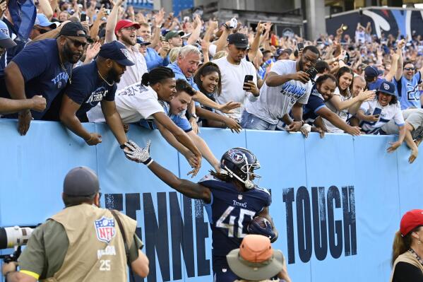 Titans RB Dontrell Hilliard Aims to Carve Out a Role for Himself in 2022