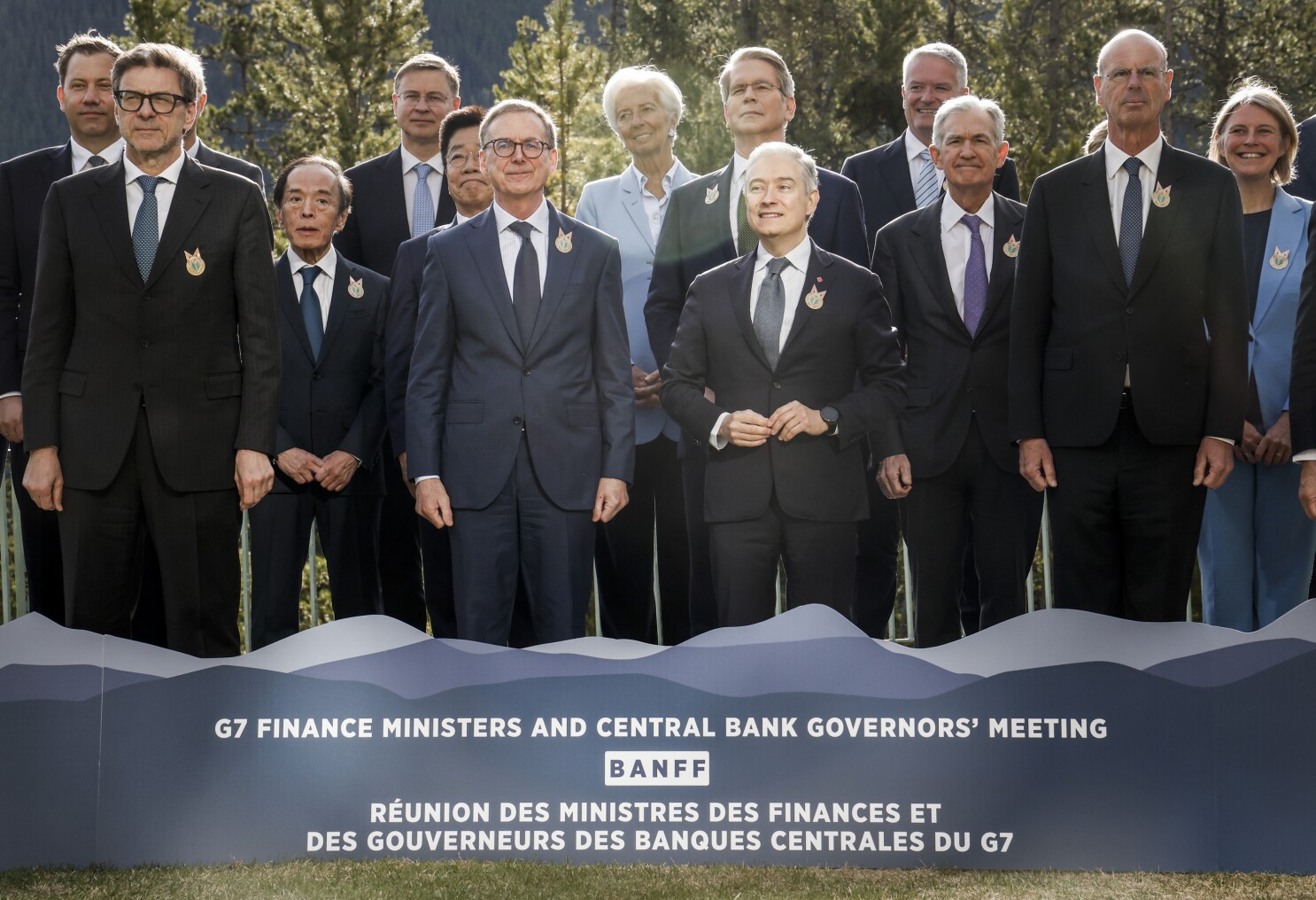 G7 nations paper over differences on tariffs and Ukraine, agree to address 'imbalances'