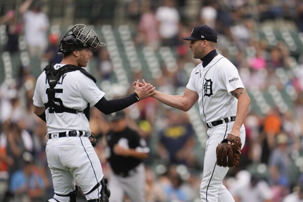 Detroit Tigers on X: Series opener on the South Side.   / X