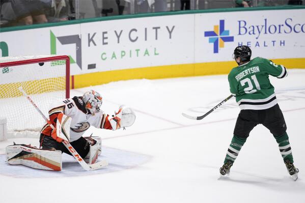 Watch: Stars' Jason Robertson scores for Central Division in 2023 NHL  All-Star game