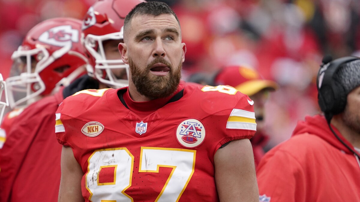 Chiefs' Andy Reid and Travis Kelce hash things out after loss