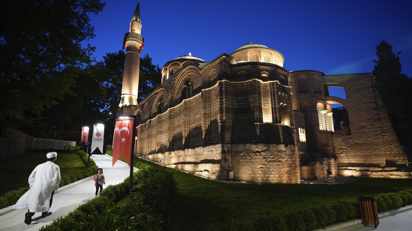Türkiye, Bizans döneminden kalma bir kiliseyi daha cami olarak açıyor