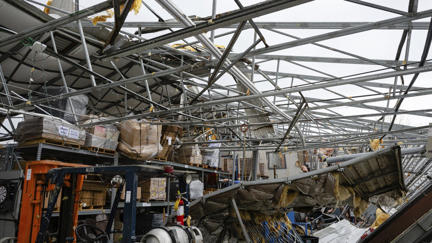 South and Midwest face potentially catastrophic rains and floods while reeling from tornadoes