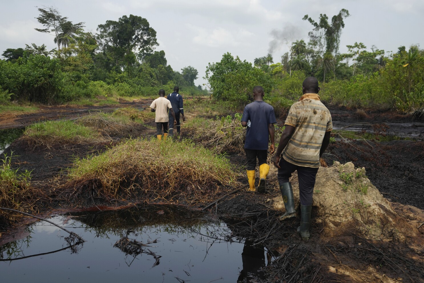Nigeria moves to restart oil production in vulnerable region after Shell  sells much of its business | AP News