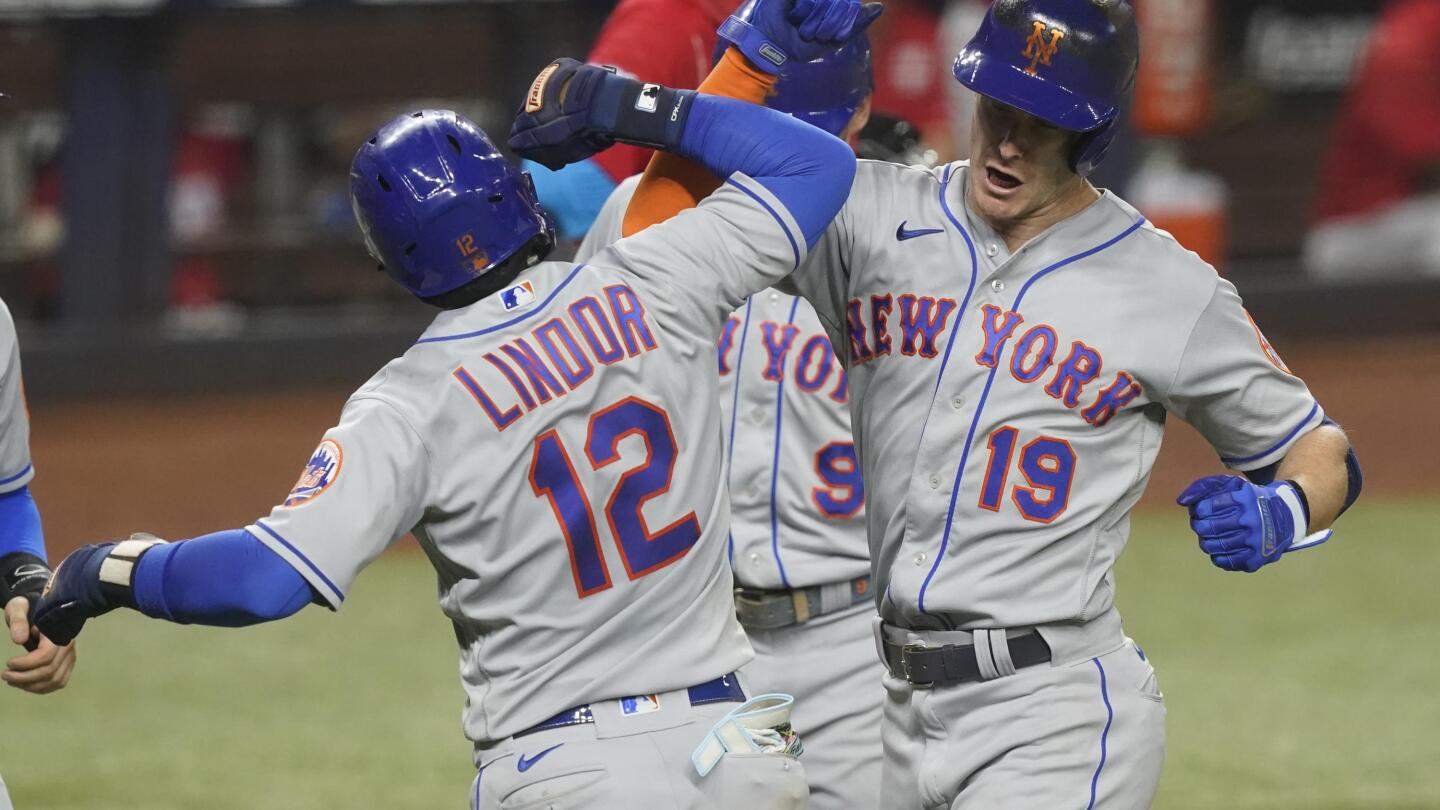 Braves pour it on Mets in 14-6 rout