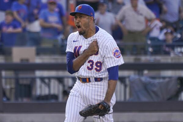 New York Mets fans overjoyed as Edwin Diaz shown throwing at Citi Field:  It's only a matter of time before those trumpets sound off again!