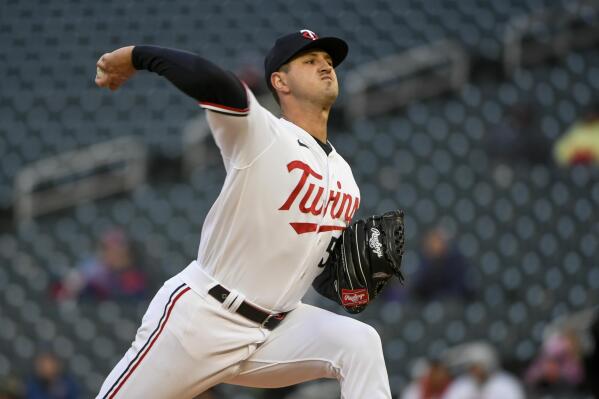 Shoulder injury leads to lost season for Twins third baseman Jose Miranda –  Twin Cities