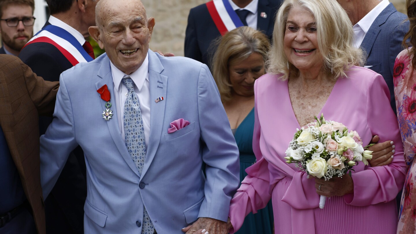 World Conflict II Veterans, Ages 100 and 96, Tie the Knot Inland of D-Day Seashores