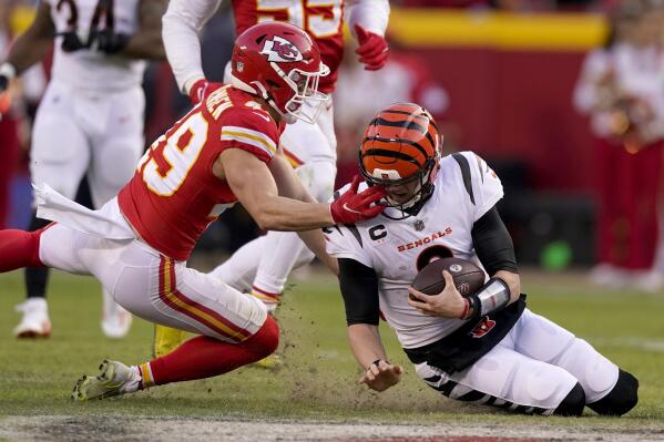 Burrow's scrambling helps Bengals reach Super Bowl