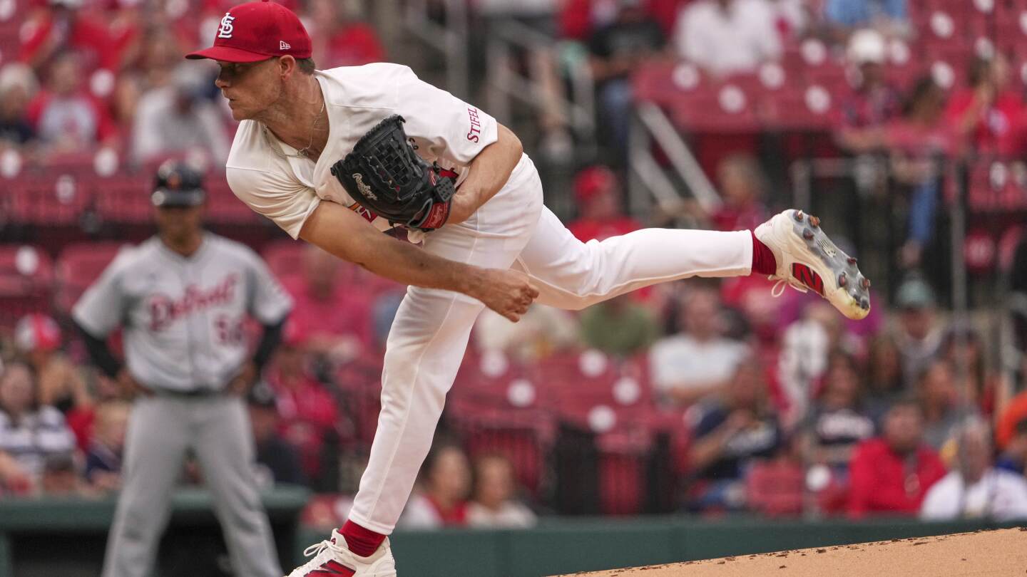 Gray, Donovan spark Cardinals to 11-4 win over MLB-leading Tigers