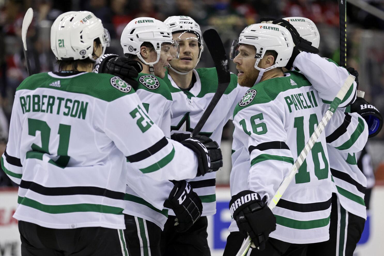 Pavelski leads Stars past Devils 5-1 for 4th straight win