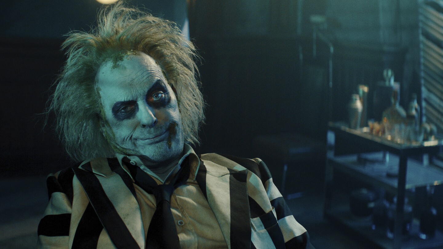 Review of “Beetlejuice Beetlejuice”: A sequel that is fortunately not dead yet