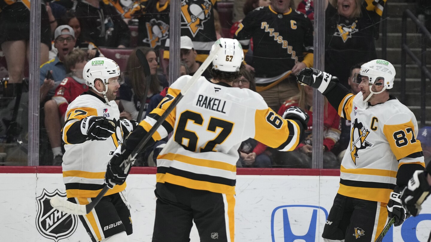 Crosby's Hat Trick Powers Penguins Past Stars