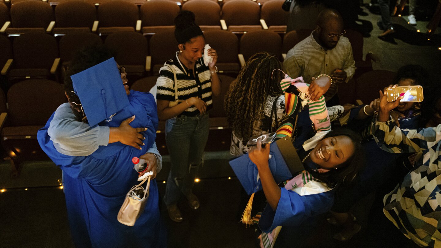 Trump’s anti-DEI push doesn’t stop Black Kentucky grads from holding an off-campus celebration