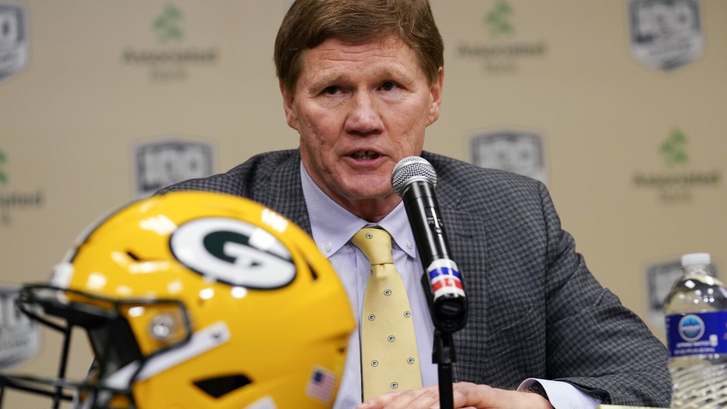 Packers' profits fall 11.7% after season in which they played one