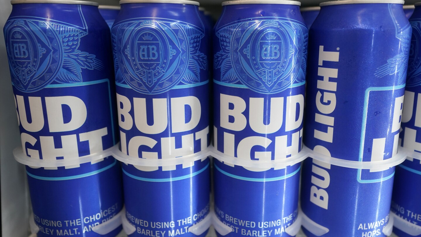 Bud Light вече не е най-популярната бира в Америка след отпора срещу LGBTQ+