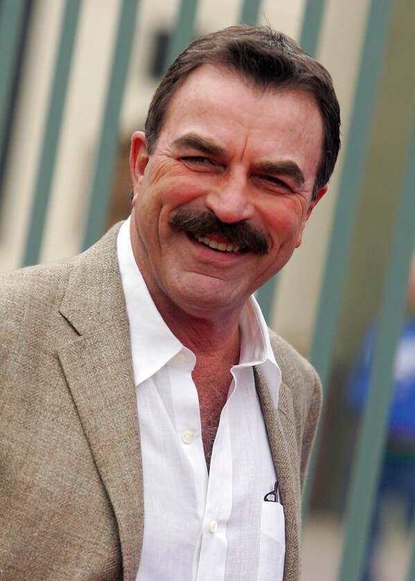 FILE - Actor Tom Selleck arrives at the 15th Annual Entertainment Industry Foundation Revlon Run/Walk for Women in Los Angeles, Saturday, May 10, 2008.  (AP Photo/Dan Steinberg, File)