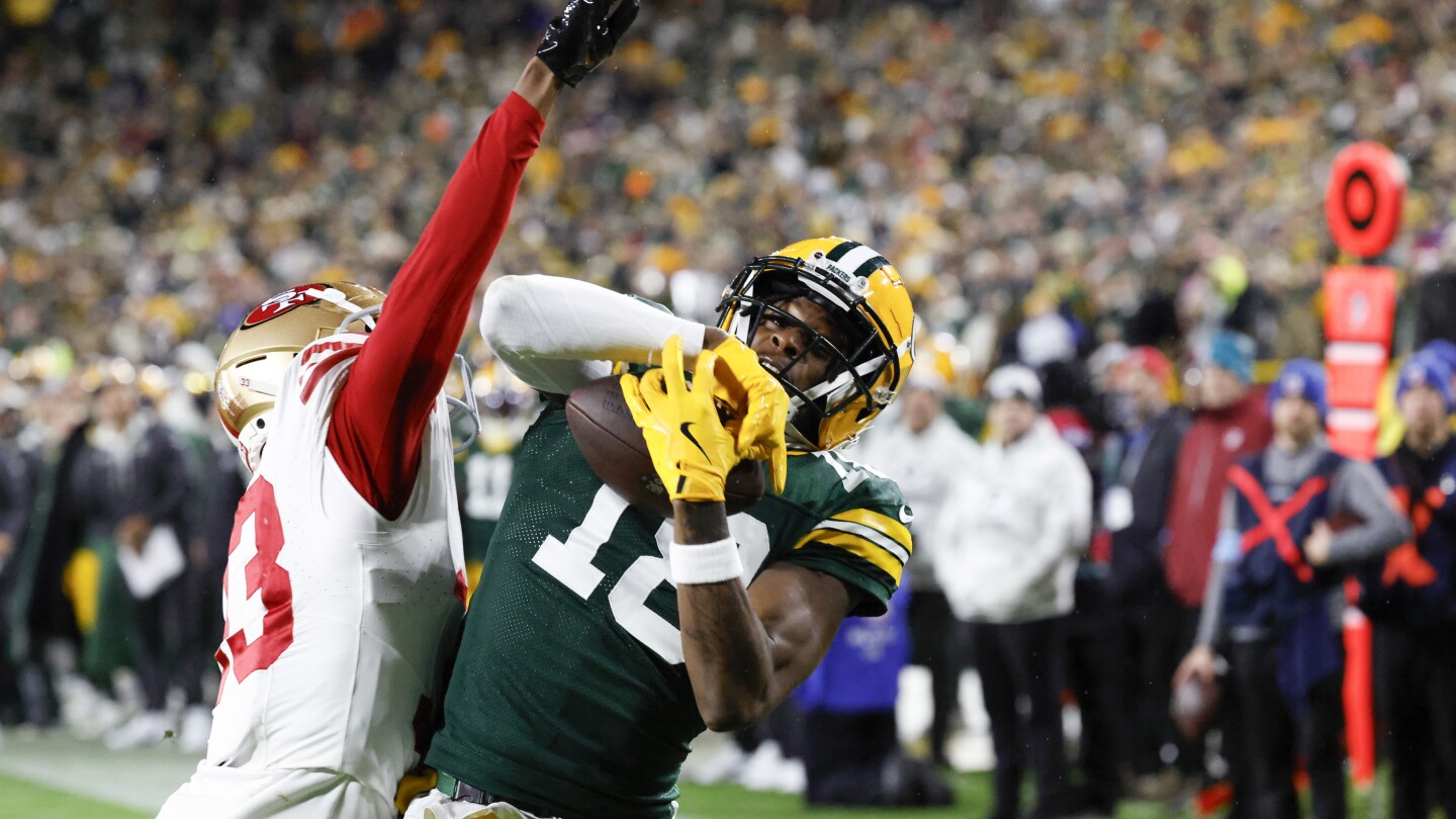 Packers Prepare for Thanksgiving Game Against Dolphins